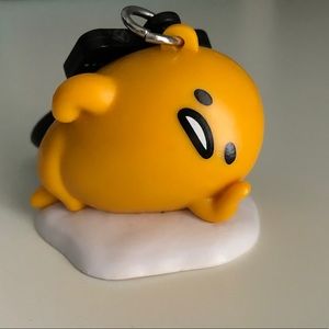 Gudetama keychain